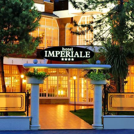 Hotel Imperiale Milano Marittima Bagian luar foto